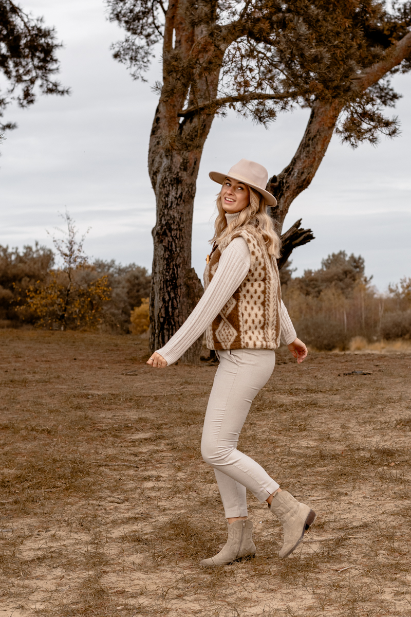 Alwero Aran Gilet